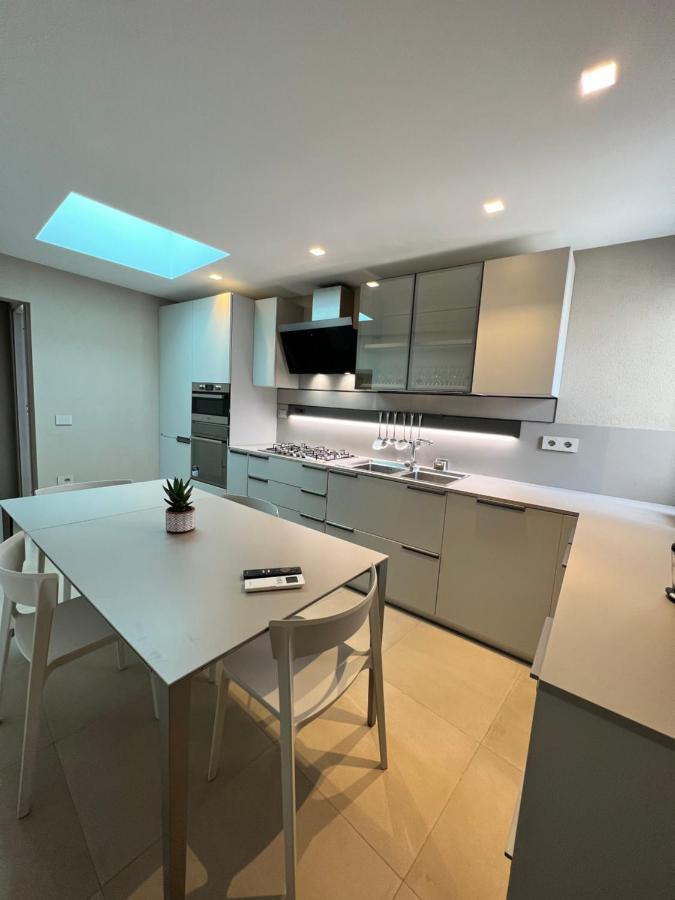 Mp Luxury House Villa Budoni Bagian luar foto