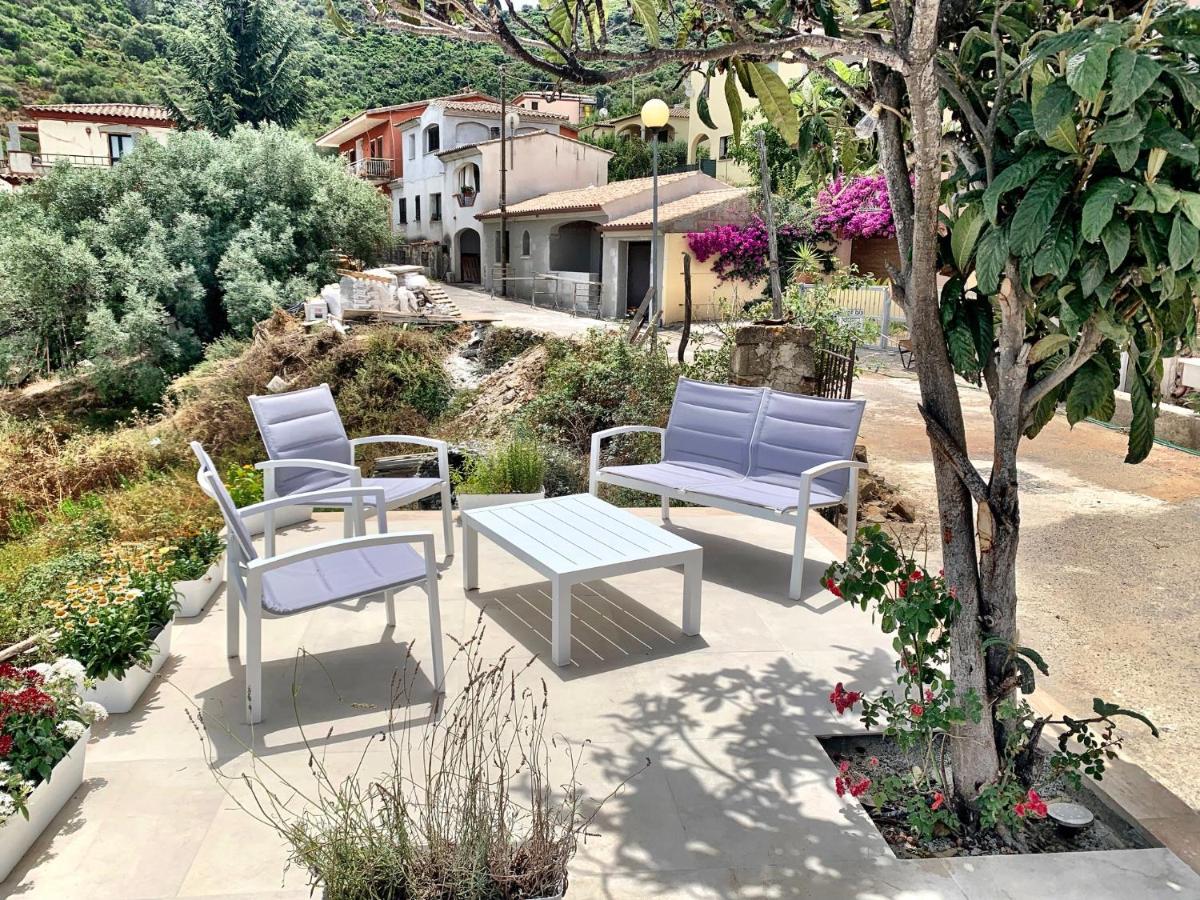 Mp Luxury House Villa Budoni Bagian luar foto